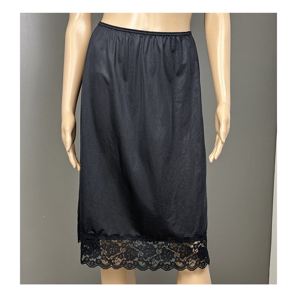 Vintage Stellar Foundations Half Slip Black Size Medium ILGWU Union Wide Lace